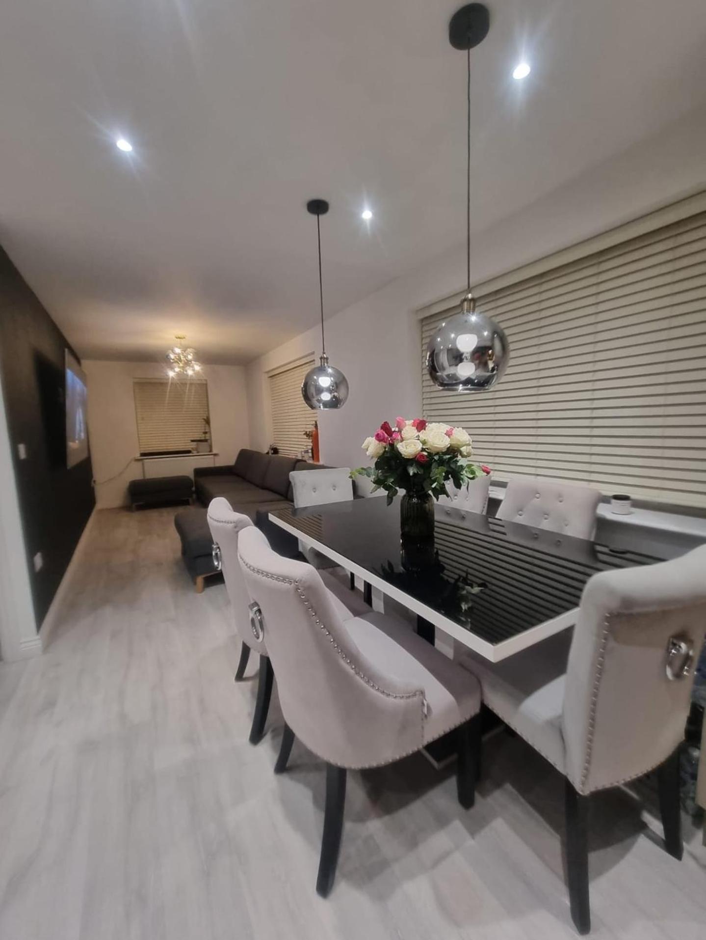 Bromley Common- Double Bedroom With En-Suite With Private Lounge In Shared Town House エクステリア 写真
